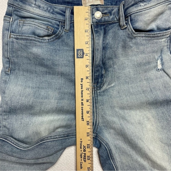 Altar’d State Vervet Denim Jeans Light Wash Distressed Stretch Women’s Size 29 - Picture 9 of 12